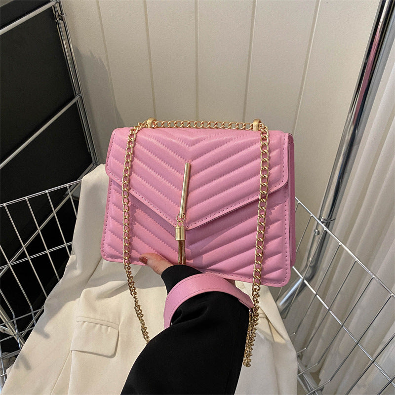 Women Chain Tassel Shoulder Crossbody Handbag