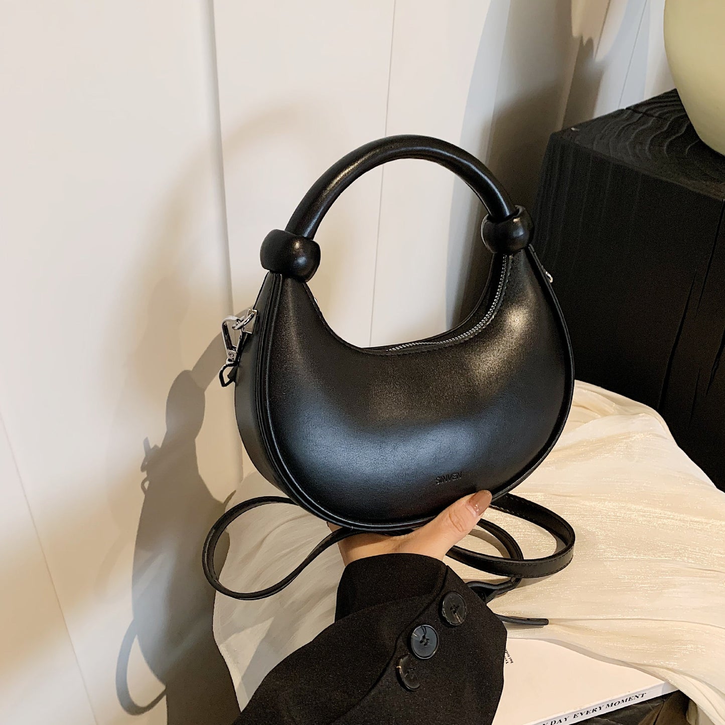Women's Fashion Western Style Crossbody Handbags