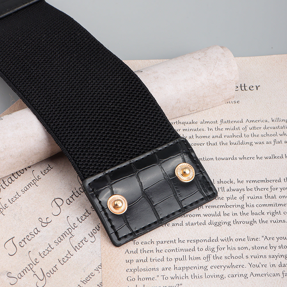 Women's Gold and Black Chain Fashion Belt