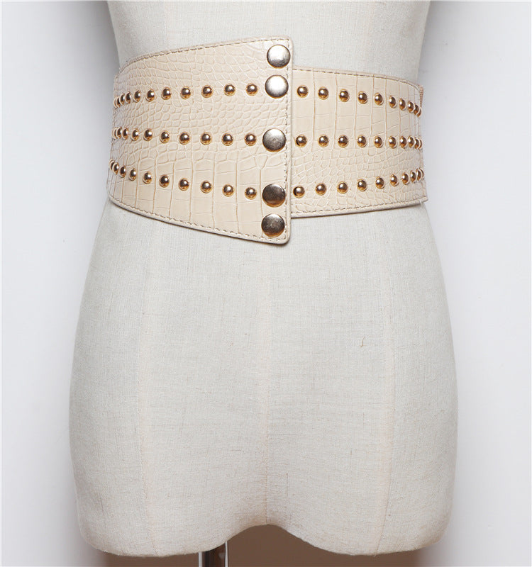 Studded Retro Wide Belt