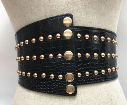 Studded Retro Wide Belt