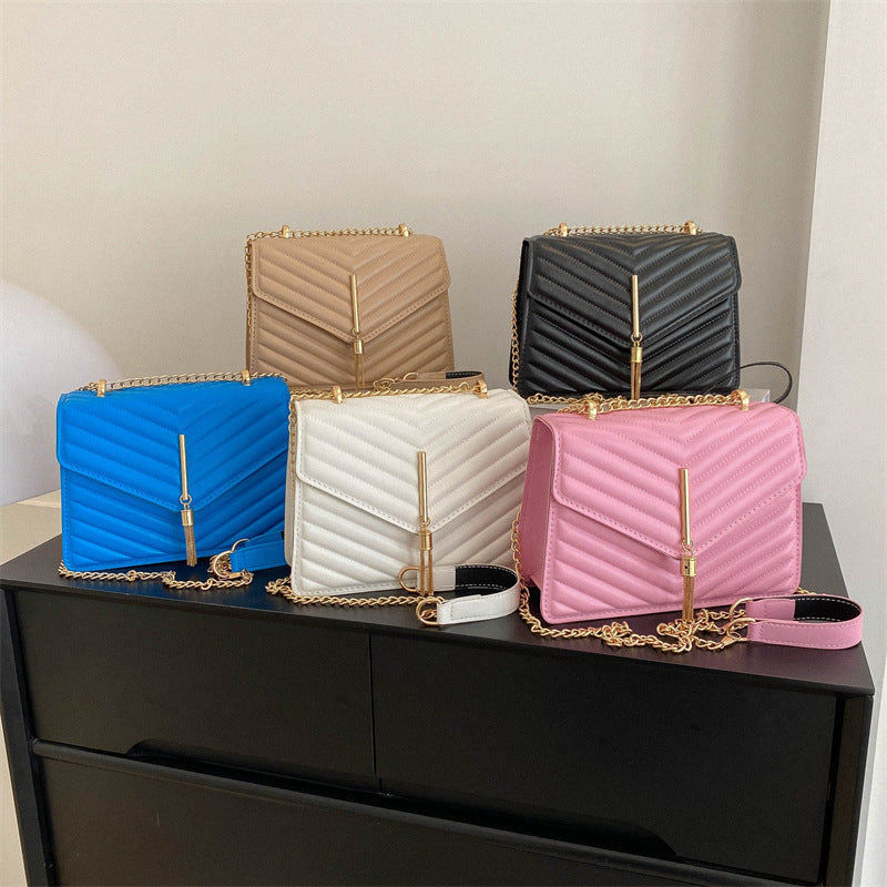 Women Chain Tassel Shoulder Crossbody Handbag