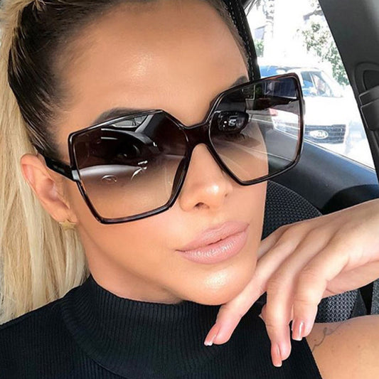 Trendy Fashion Big Frame Sunglasses